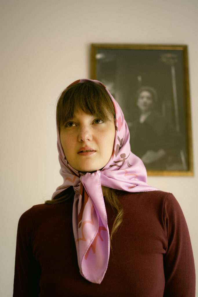 Kei silk scarf - Image 6