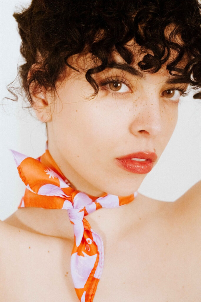 Naoko silk bandana - Image 3