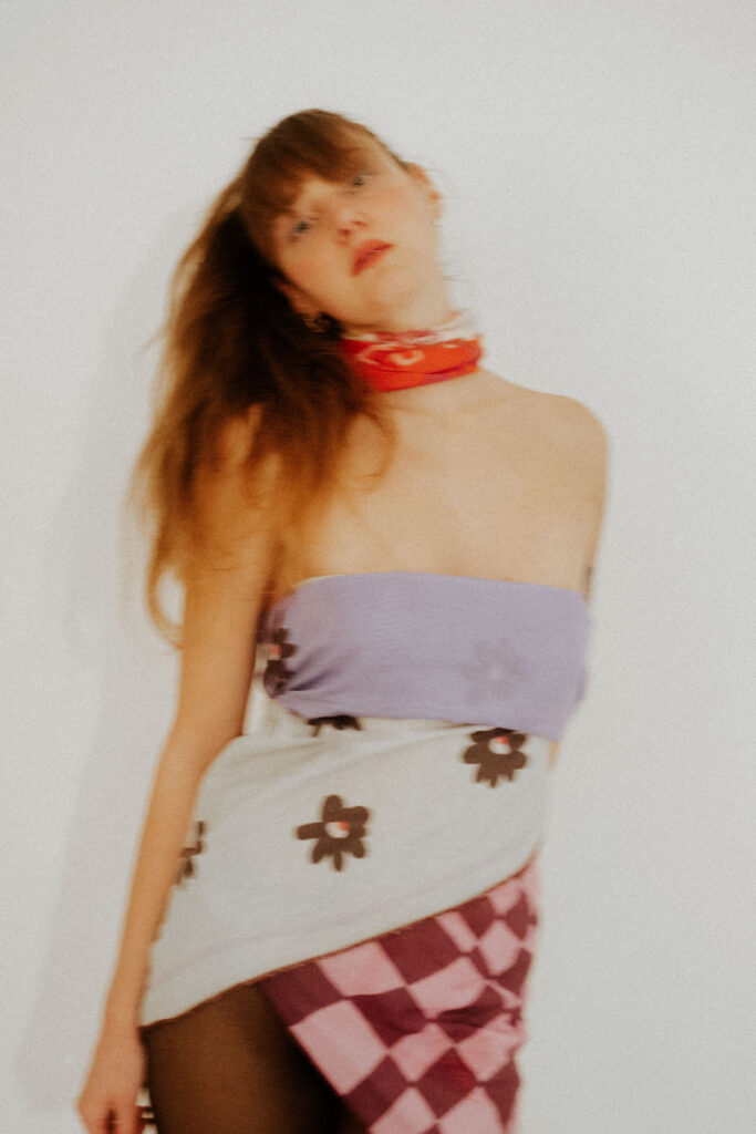 Dinner bandana - Image 6