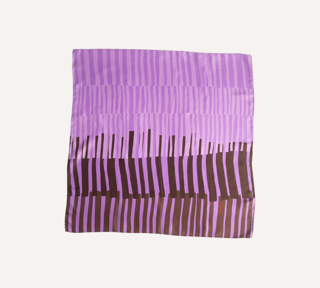 Hibiki silk scarf - Image 3
